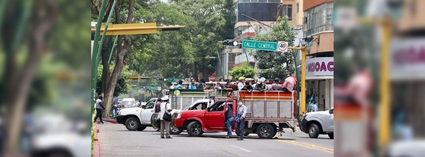 Pie de Foto.- Integrantes del grupo de autodefensas El Machete se enfrentaron con integrantes del crimen organizado. Foto Cuartoscuro / Archivo