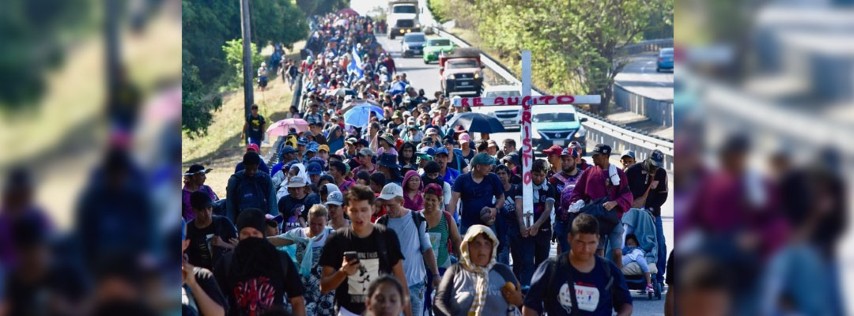 Pie de Foto.- La caravana denominada Viacrucis Migrante partió de Tapachula, Chiapas, el pasado lunes 25 de marzo. Foto Edgar H. Clemente