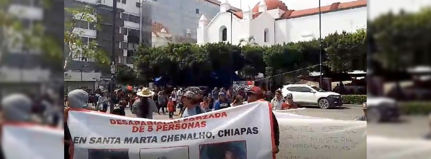 Pie de Foto.- Los indígenas fueron desplazados por autoridades y pobladores de Santa Martha el 29 de septiembre de 2022 por diferencias internas generadas por la disputa de tierras. Foto captura de pantalla de video por 'La Jornada'