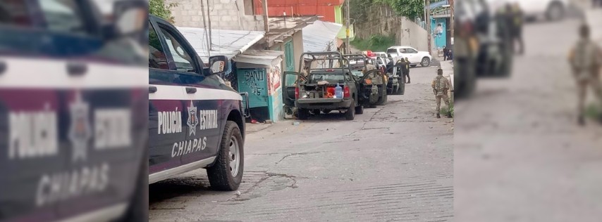 Pie de Foto./ La FGE manifestó que por estos hechos, “elementos de la Sedena lograron la detención de tres personas del sexo masculino, que serán puestas a disposición” de la dependencia. Foto tomada de X @ssypcchiapa