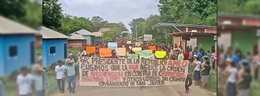 Pie de Foto.- Pobladores de San Javier, municipio de Ocosingo, Chiapas, se manifestaron para exigir a los gobiernos federal y estatal atención a sus demandas. Foto La Jornada