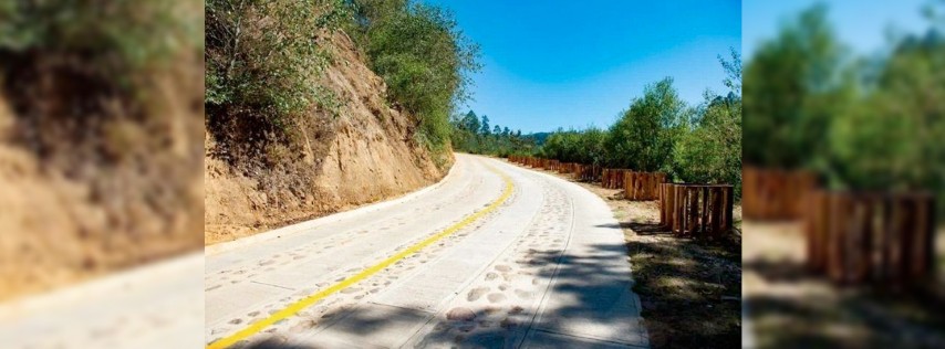 Pie de Foto.- La intención es desarrollar ocho caminos de 15 kilómetros con una inversión de 197 millones de pesos e iniciar en el municipio de Chanal, para lo cual la SICT llevó a cabo con la comunidad una sesión de capacitación y orientación a la sobre los aspectos técnicos y administrativos para hacer el proyecto. Foto Presidencia/ Archivo