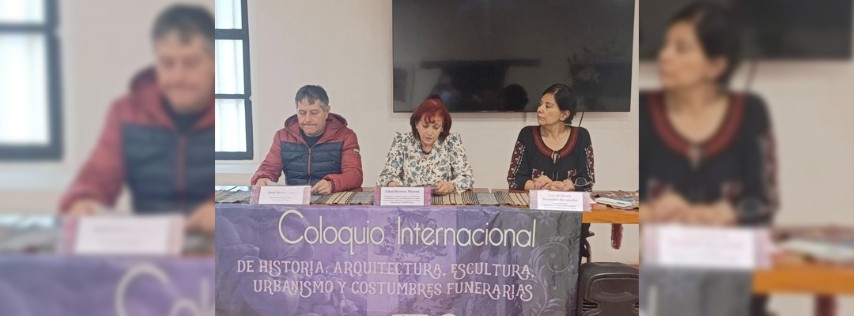 Pie de Foto.-Mesa de trabajo durante el Noveno coloquio internacional sobre historia, arquitectura, escultura, urbanismo y costumbres funerarias, en San Cristóbal de Las Casas, Chiapas. Foto Elio Henríquez