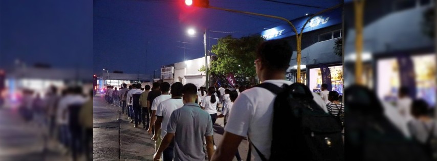 #Pie de Foto.- Los normalistas también exigieron que se haga justicia, ya que “el caso aún no ha quedado cerrado y siguen las investigaciones”. Foto Arturo Mijangos Moreno