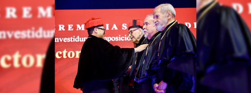 Pie de Foto.-Sostuvo que Espinosa Mandujano, García de León y Griego y Navarrete Cáceres “son un vivo ejemplo de lo que significa ser humanista en el más amplio sentido de la palabra”. Foto 'La Jornada'