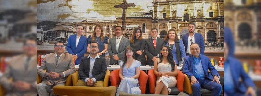 Pie de Foto.- Con el objetivo de profesionalizar el medio y “servir de la mejor forma a los radioescuchas”, este miércoles fue creada la Asociación de Locutores Profesionales de los Altos de Chiapas (Alpac), presidida por Hugo Manuel Aguilar Zúñiga. Foto Facebook Asociación de locutores profesionales de los Altos de Chiapas.