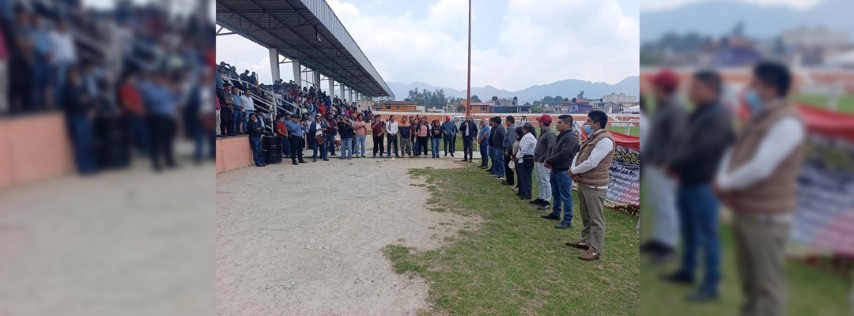 Pie de Foto.- Más de mil docentes participaron en la elección realizada en San Cristóbal de Las Casas, donde se perfiló la organización rumbo a próximas movilizaciones. Foto Elio Henríquez.