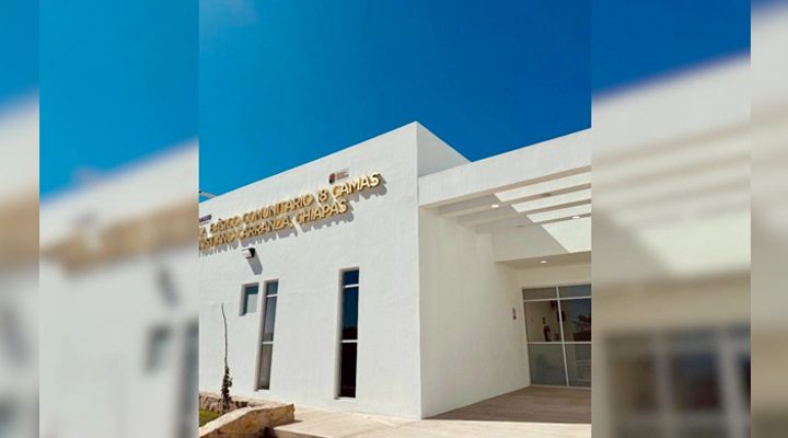 Pie de foto.- En una escuela primaria de Venustiano Carranza, Chiapas, 65 niños resultaron intoxicados por alimentos. 11 de ellos permanecen hospitalizados. Foto Difundida en redes sociales.