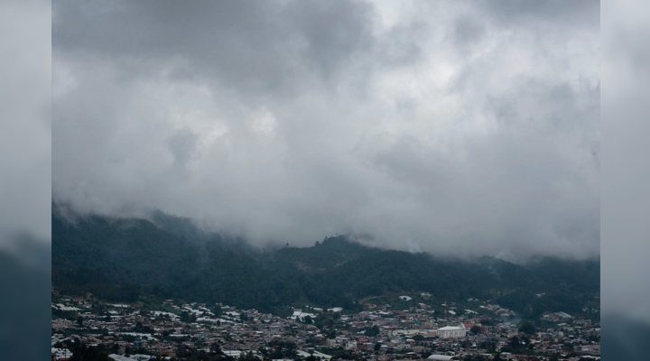 Pie de Foto.- En la comunidad tsotsil de Zinacantán, Chiapas fue localizado el cuerpo de una mujer con huellas de tortura y abuso sexual. Foto Cuartoscuro / Archivo