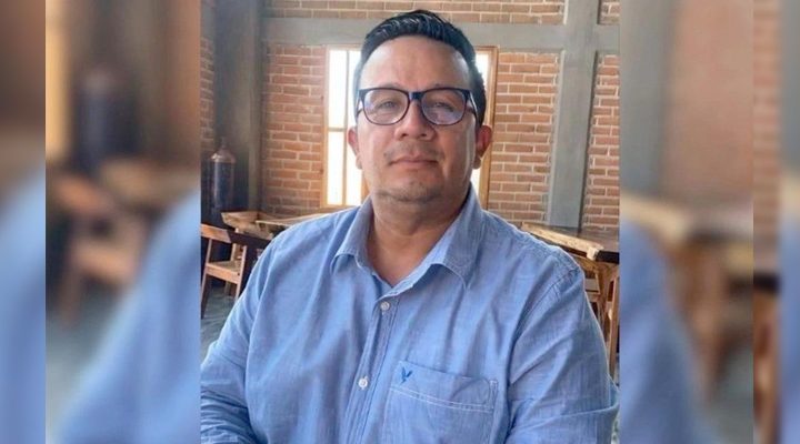 Pie de Foto.- El periodista Marco Ramos fue atacado a balazos la noche del martes en la ciudad de Tuxtla Gutiérrez, Chiapas. Foto Difundida en redes sociales