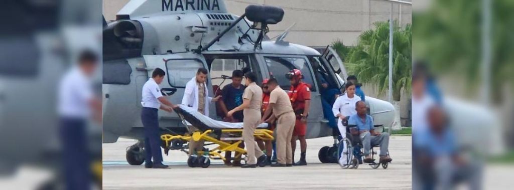 Pie de Foto.- La búsqueda de los dos pescadores movilizó a autoridades estatales y federales por aire, tierra y mar. Foto Edgar H. Clemente