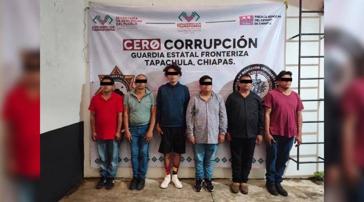 Pie de Foto.-,Seis personas fueron detenidas luego de reportarse el robo de 500 mil pesos que fueron sacados de una sucursal bancaria y que serían usados para pagar la nónima del ayuntamiento de Cacahoatán, Chiapas. Foto FGE Chiapas